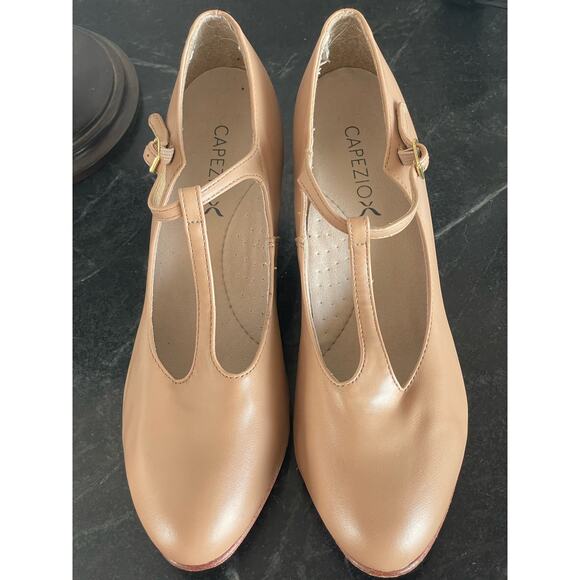 Capezio T-Strap Character Shoe Tan leather 11.5 Dance ballet - Picture 11 of 12